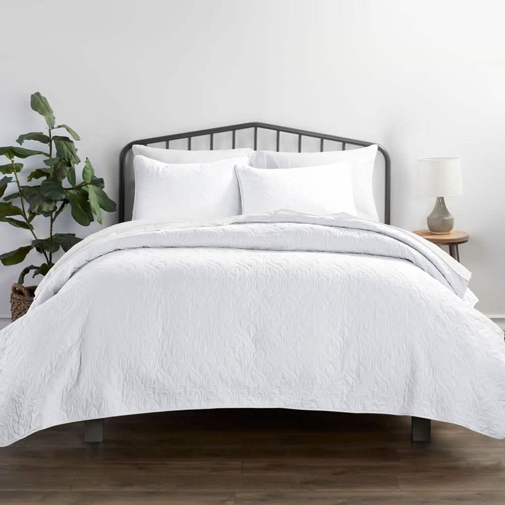 3-Piece: Damask Quilted Coverlet Set