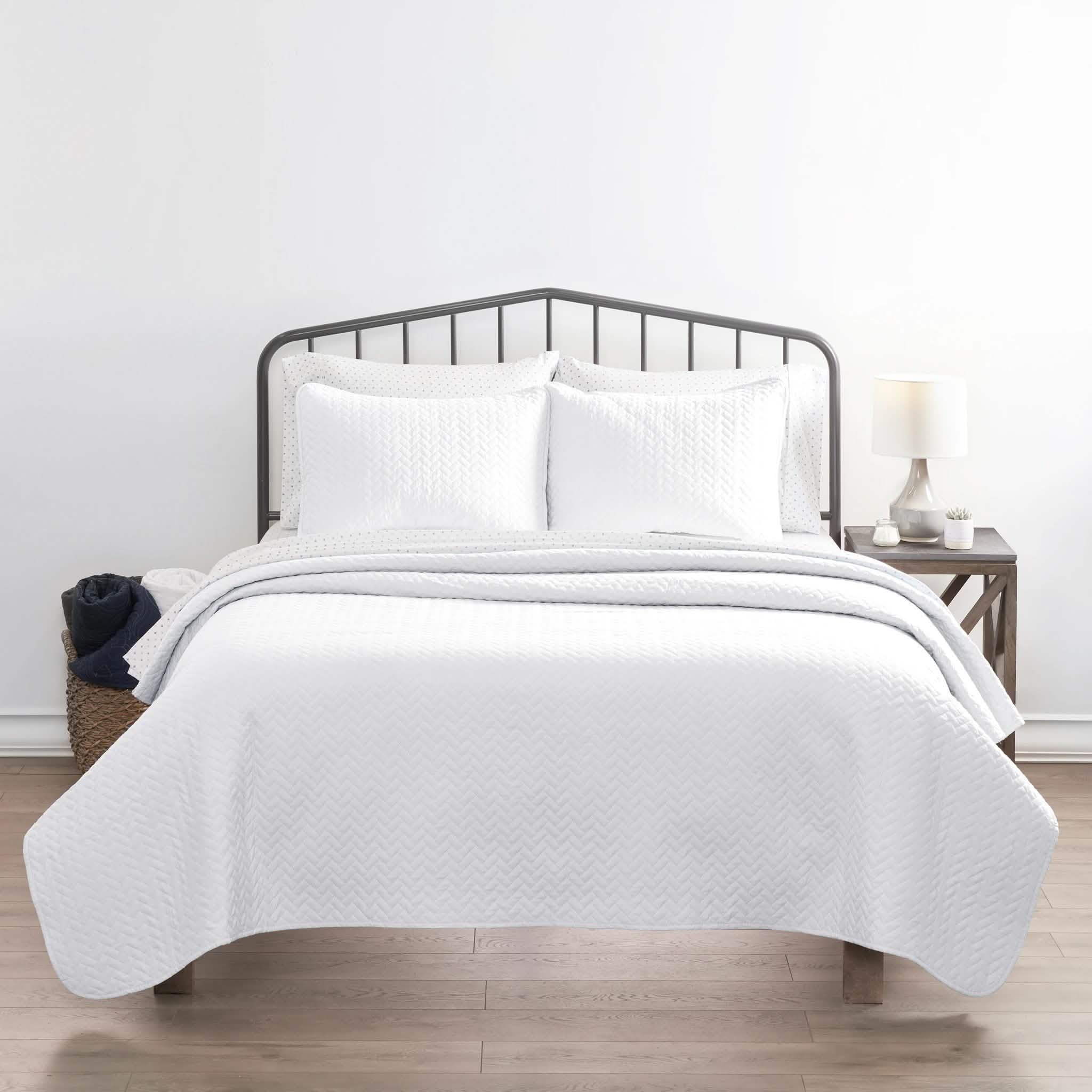 3-Piece Set: Herring Quilted Coverlet