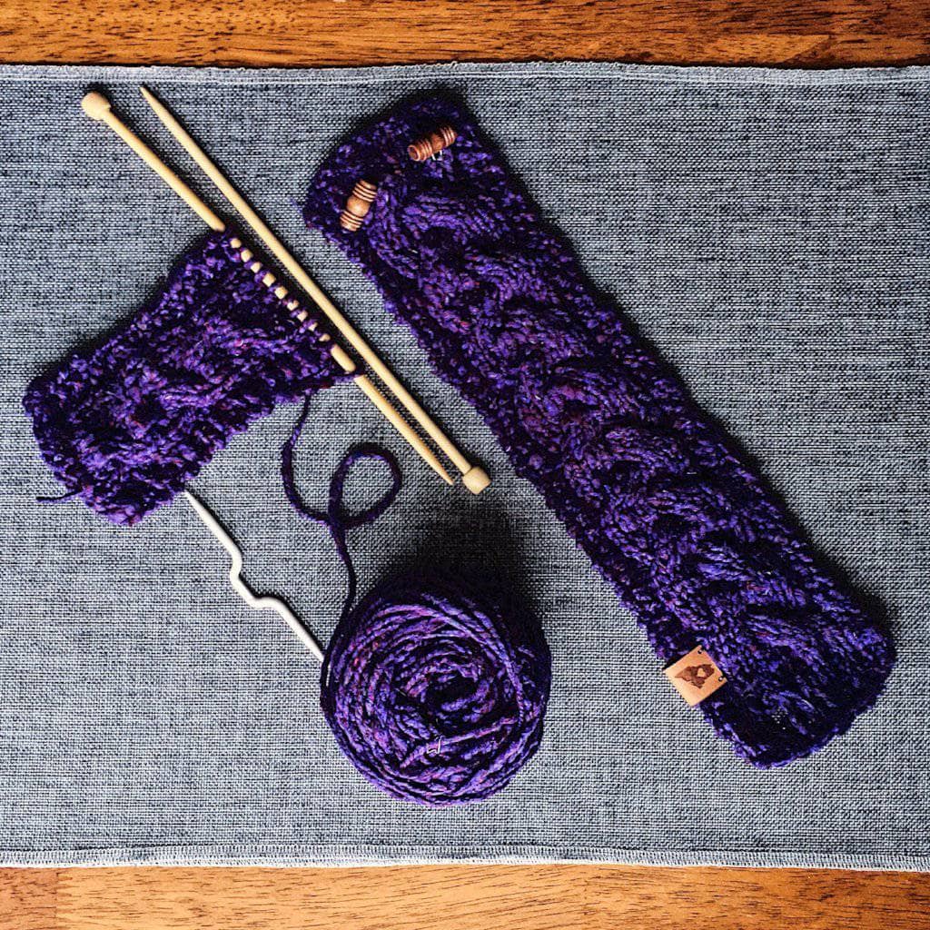 Braided Cable Mug Coozie Knit Kit