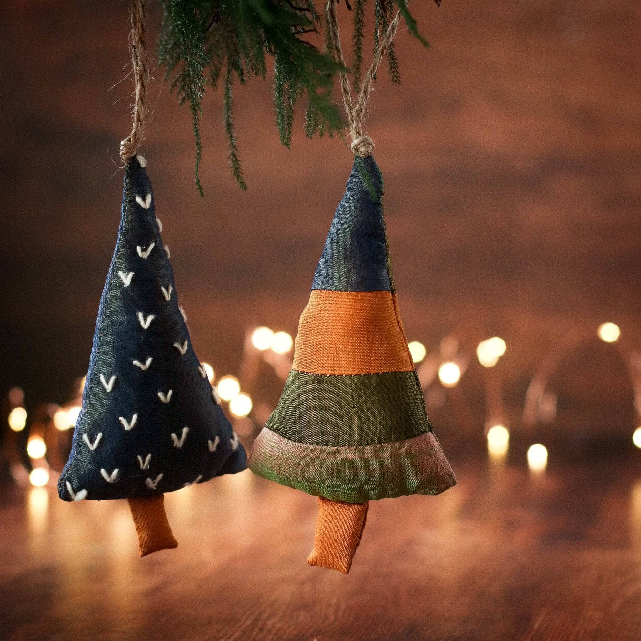 Rustic Christmas Trees Sewing Kit